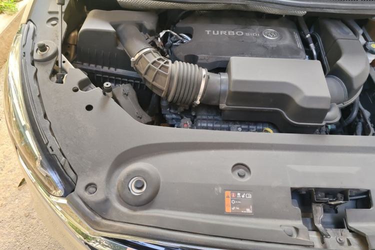 Used Buick GL8 2020 ES Land Cruiser 653T Comfort Edition Engine Bay Right