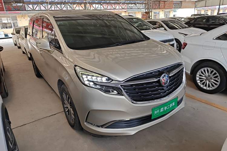 Used Buick GL8 2020 ES Land Cruiser 653T Comfort Edition Front Right 45 Deg