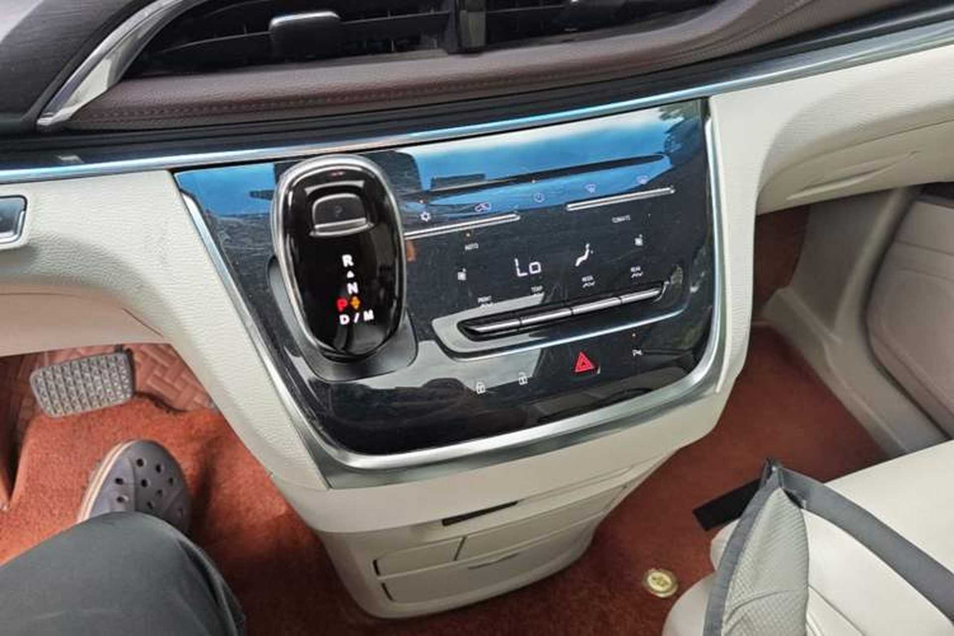 Used Buick GL8 2020 Land Business Class 652T Luxury Model Gear Lever