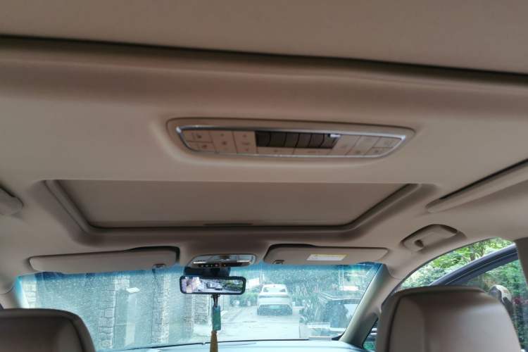 Used Buick GL8 2020 ES Land Cruiser 653T Luxury Model Headliner