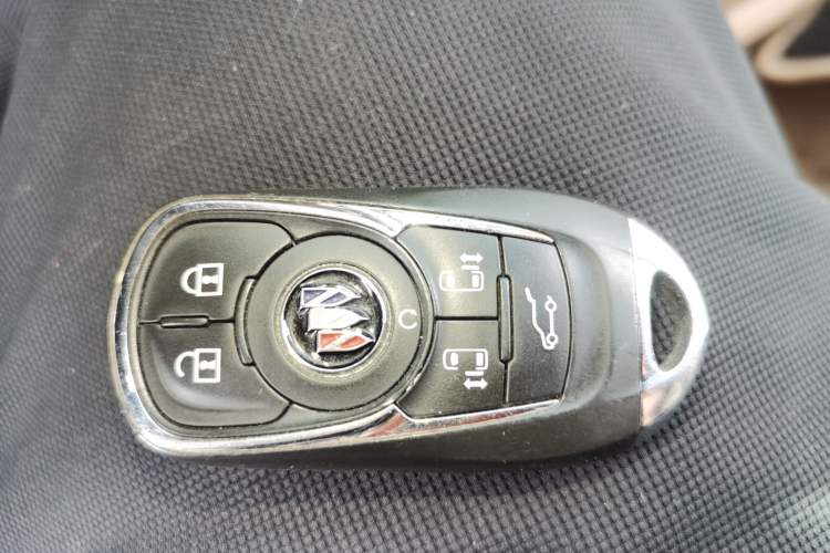 Used Buick GL8 2020 ES Land Cruiser 653T Luxury Model Interior 1