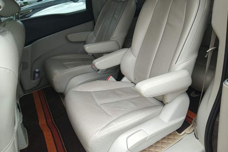 Used Buick GL8 2020 Land Business Class 652T Luxury Model Interior 4