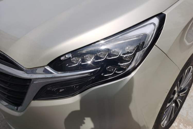 Used Buick GL8 2020 ES Land Cruiser 653T Luxury Model Left Front Headlight