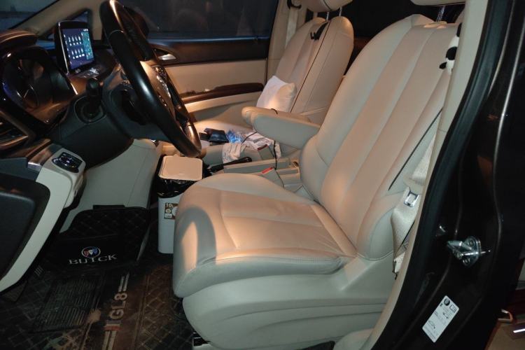 Used Buick GL8 2020 Land Business Class 652T Premium Model Left Front Seat