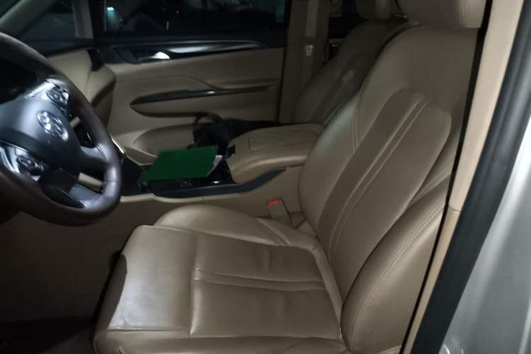 Used Buick GL8 2020 ES Land Cruiser 653T Luxury Model Left Front Seat
