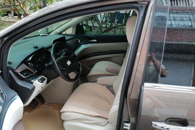 Used Buick GL8 2020 Land Business Class 652T Luxury Model Left Front Seat