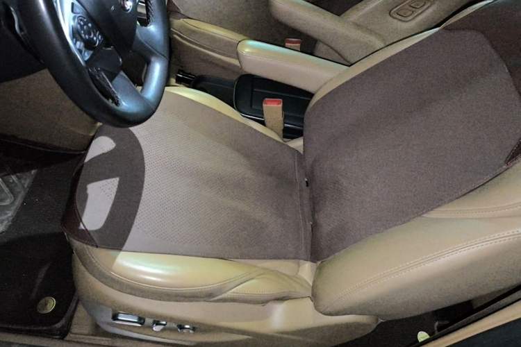Used Buick GL8 2020 ES Land Cruiser 653T Flagship Model Left Front Seat