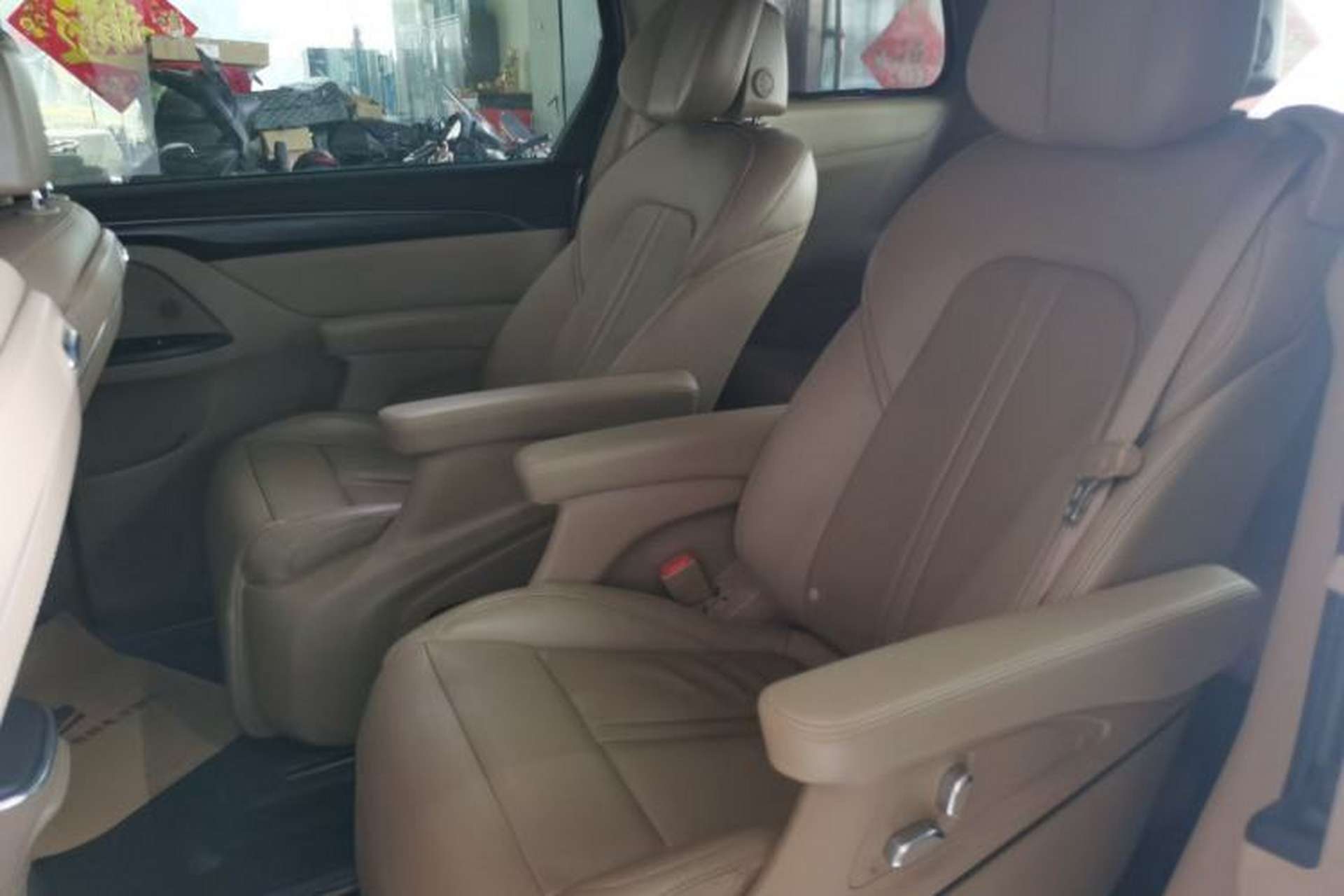 Used Buick GL8 2020 ES Land Cruiser 653T Luxury Model Left Rear Seat