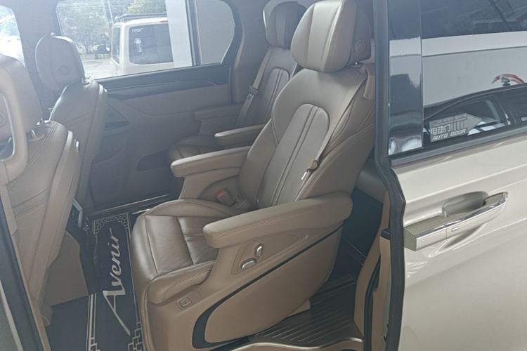 Used Buick GL8 2020 ES Land Cruiser 653T Luxury Model Left Rear Seat