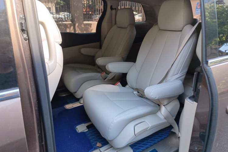 Used Buick GL8 2020 Land Cruiser Executive Class 652T Comfort Model Left Rear Seat