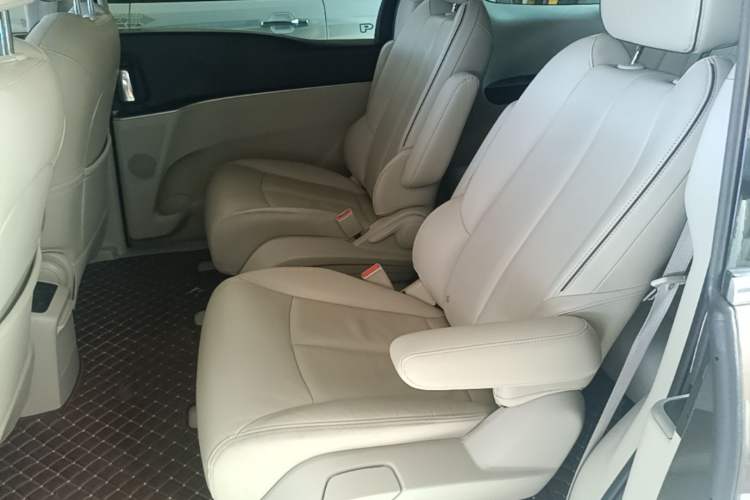 Used Buick GL8 2020 Land Business Class 652T Luxury Model Left Rear Seat
