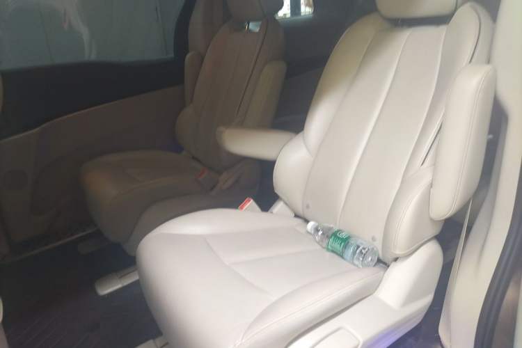 Used Buick GL8 2020 Land Cruiser Executive Class 652T Comfort Model Left Rear Seat