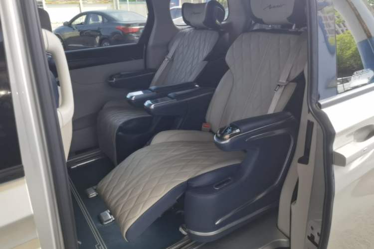 Used Buick GL8 2020 ES Land Cruiser 653T Comfort Edition Left Rear Seat