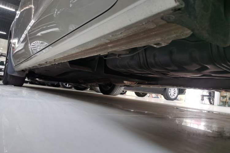 Used Buick GL8 2020 ES Land Cruiser 653T Luxury Model Left Side Sill