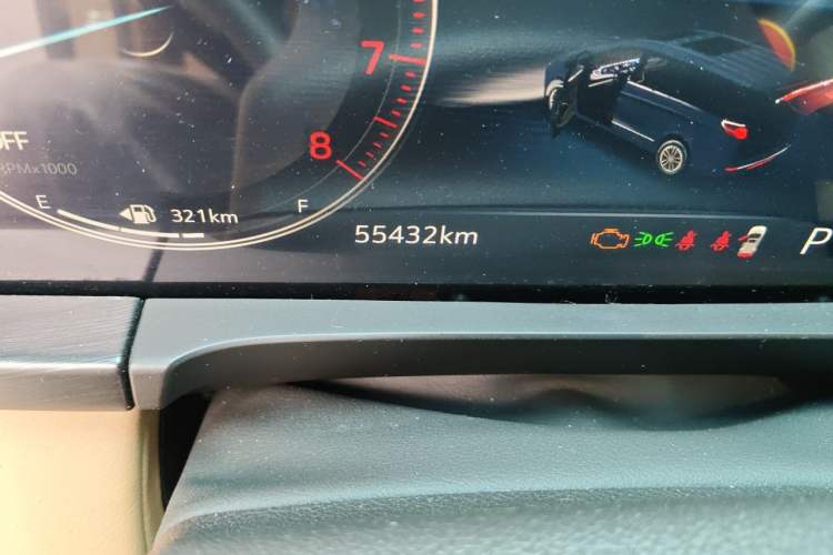 Used Buick GL8 2020 ES Land Cruiser 653T Luxury Edition Odometer Close Up