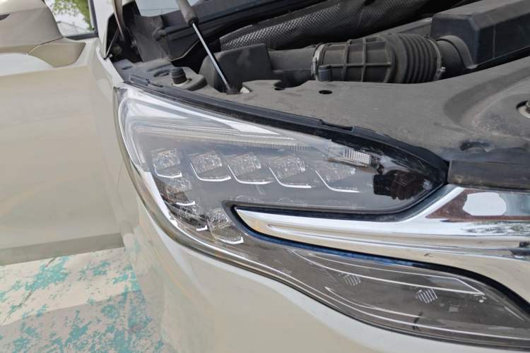 Used Buick GL8 2020 ES Land Cruiser 653T Luxury Edition Right Front Headlight