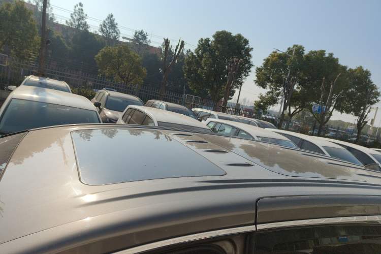 Used Buick GL8 2020 ES Land Cruiser 653T Luxury Model Roof