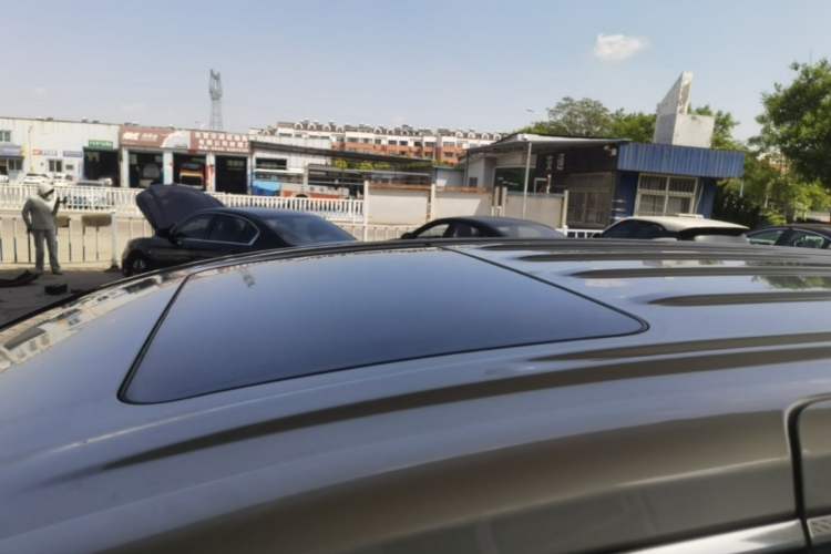 Used Buick GL8 2020 ES Land Cruiser 653T Comfort Edition Roof