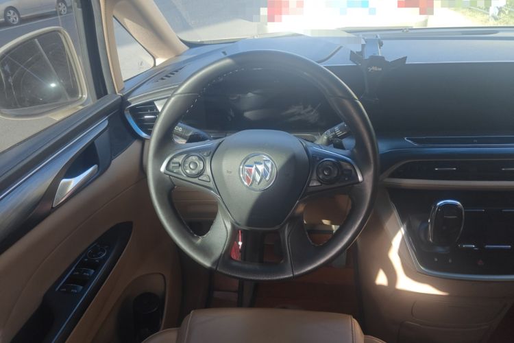 Used Buick GL8 2020 ES Land Cruiser 653T Luxury Model Steering Wheel