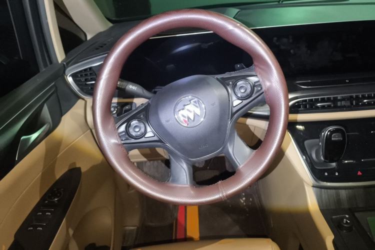 Used Buick GL8 2020 ES Land Cruiser 653T Luxury Model Steering Wheel