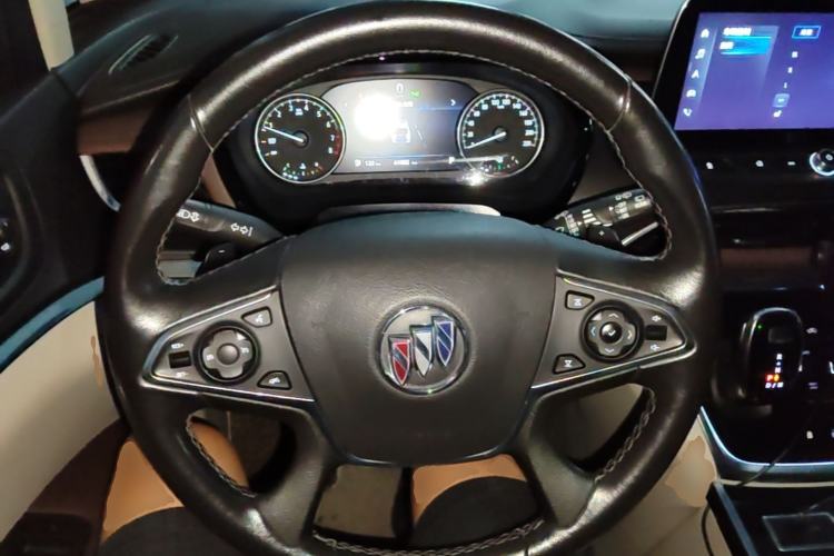 Used Buick GL8 2020 Land Business Class 652T Premium Model Steering Wheel