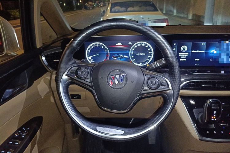 Used Buick GL8 2020 ES Land Cruiser 653T Luxury Edition Steering Wheel