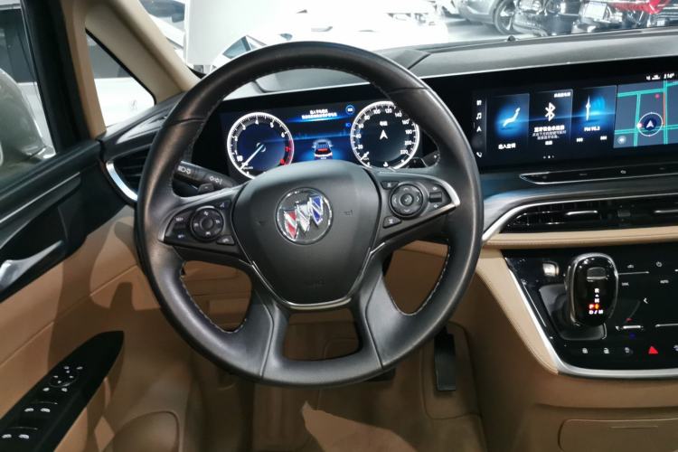 Used Buick GL8 2020 ES Land Cruiser 653T Luxury Edition Steering Wheel