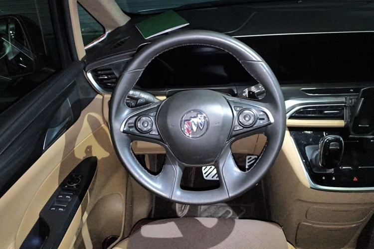 Used Buick GL8 2020 ES Land Cruiser 653T Flagship Model Steering Wheel
