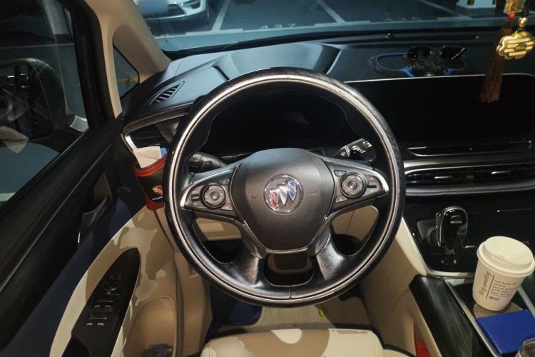Used Buick GL8 2020 ES Land Cruiser 653T Comfort Edition Steering Wheel