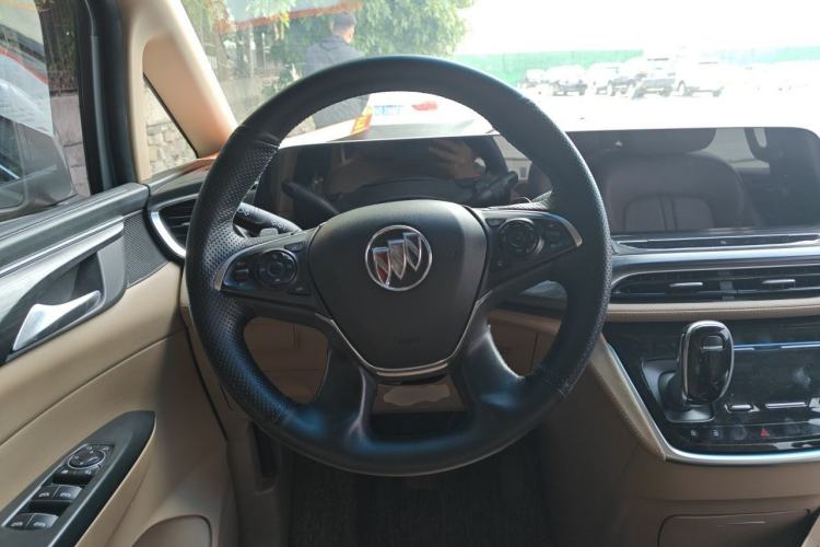 Used Buick GL8 2020 ES Land Cruiser 653T Luxury Edition Steering Wheel