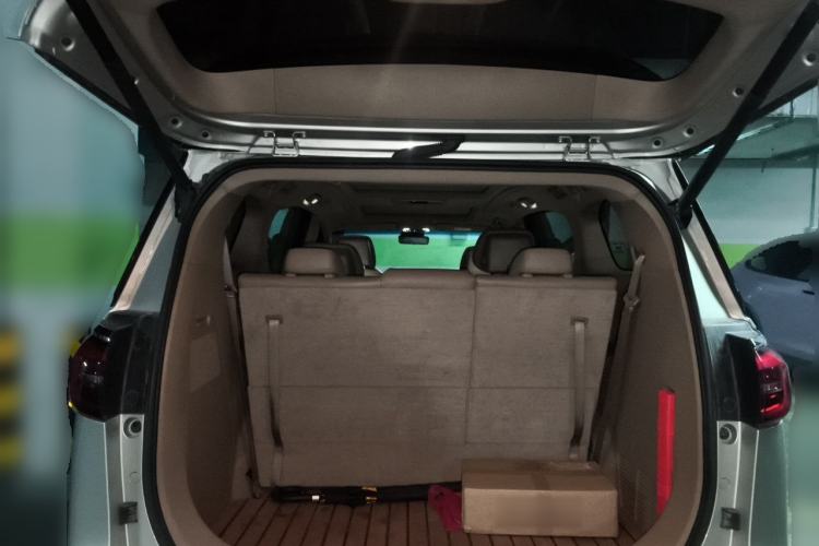 Used Buick GL8 2020 ES Land Cruiser 653T Luxury Model Trunk