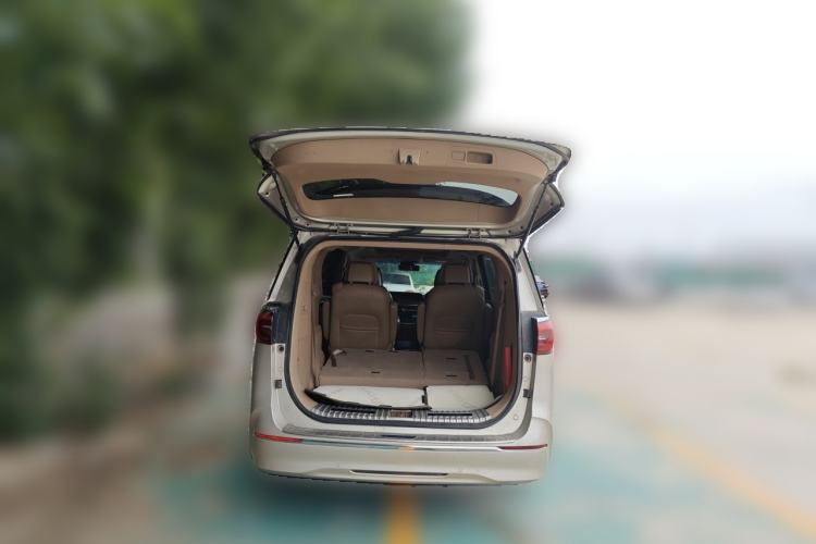 Used Buick GL8 2020 ES Land Cruiser 653T Luxury Edition Trunk