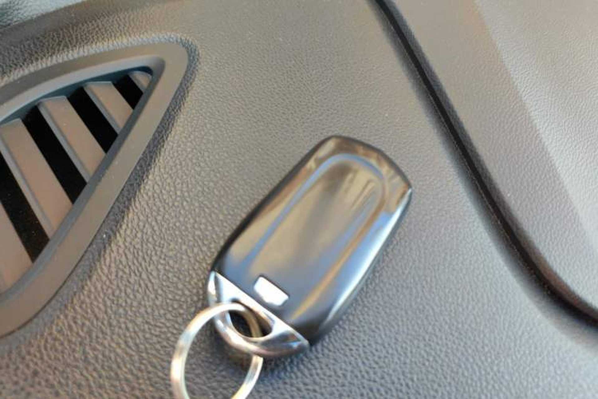 Used Buick GL8 2020 ES Land Cruiser 653T Comfort Edition Vehicle Key