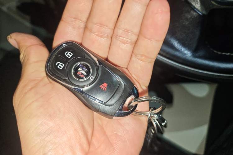 Used Buick GL8 2020 ES Land Cruiser 653T Comfort Edition Vehicle Key