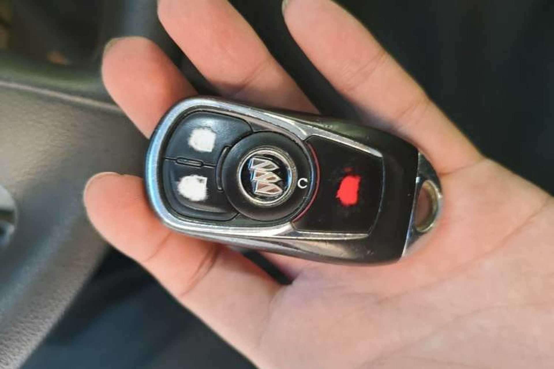 Used Buick GL8 2020 ES Land Cruiser 653T Comfort Edition Vehicle Key
