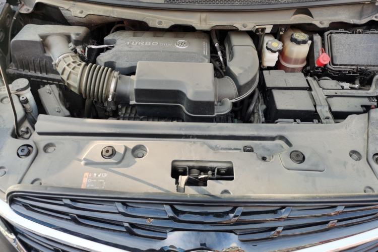 Used Buick GL8 2021 Land Cruiser Executive 652T Premium Model Engine Bay