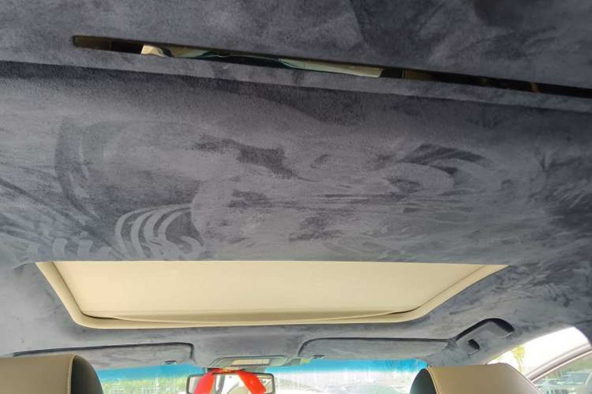 Used Buick GL8 2021 Land Cruiser Executive Class 652T Luxury Model Headliner