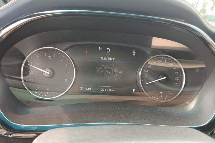 Used Buick GL8 2021 Land Cruiser Executive Class 652T Luxury Model Instrument Cluster