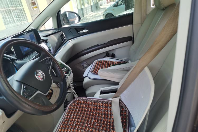 Used Buick GL8 2021 Land Cruiser Executive Class 652T Comfort Model Left Front Seat