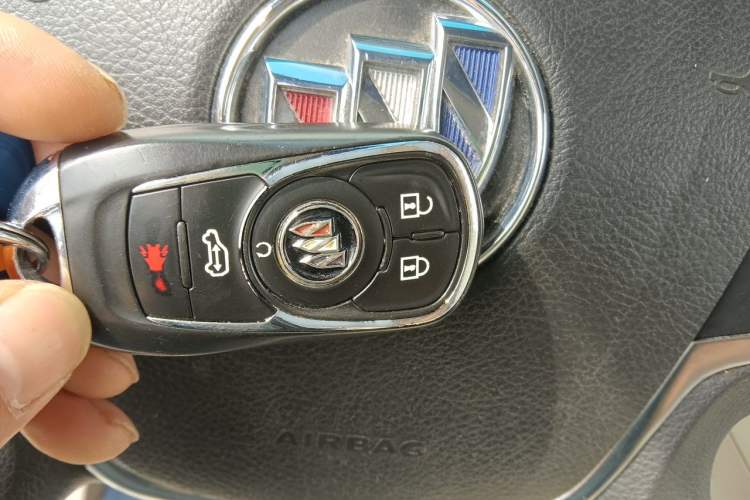 Used Buick GL8 2021 Land Cruiser Executive Class 652T Luxury Model Vehicle Key
