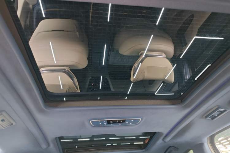 Used Buick GL8 2021 Avenir Aivia Four-Seat Prestige Edition Headliner