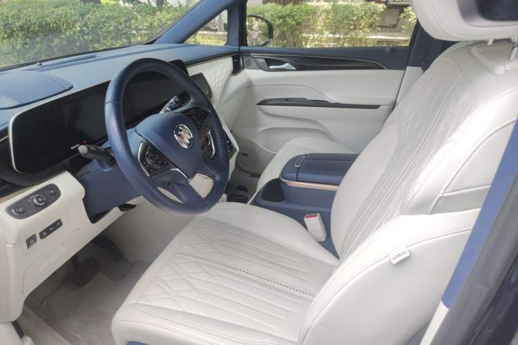 Used Buick GL8 2021 Avenir Aivia Four-Seat Prestige Edition Left Front Seat