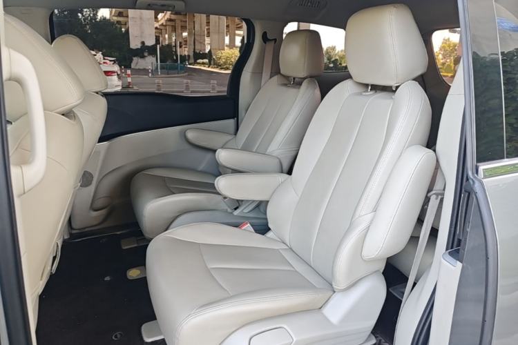 Used Buick GL8 2021 Land Cruiser Executive Class 652T Comfort Model Left Rear Seat