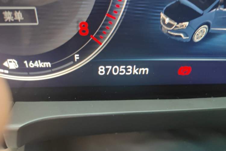 Used Buick GL8 2021 ES Land Cruiser 653T Luxury Edition Odometer Close Up