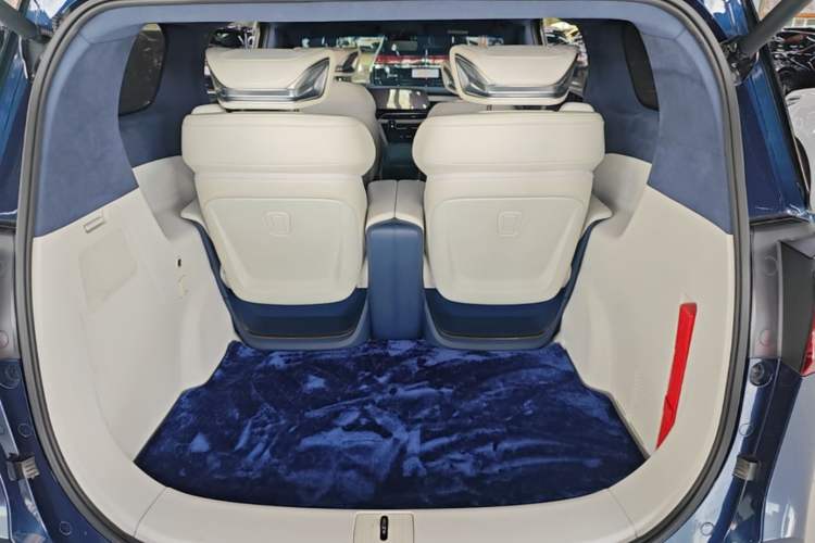 Used Buick GL8 2021 Avenir Aivia Four-Seat Prestige Edition Trunk