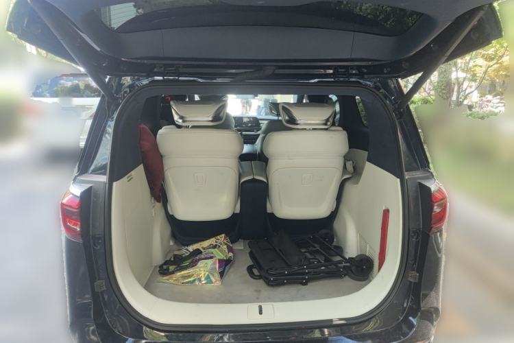 Used Buick GL8 2021 Avenir Aivia Four-Seat Prestige Edition Trunk