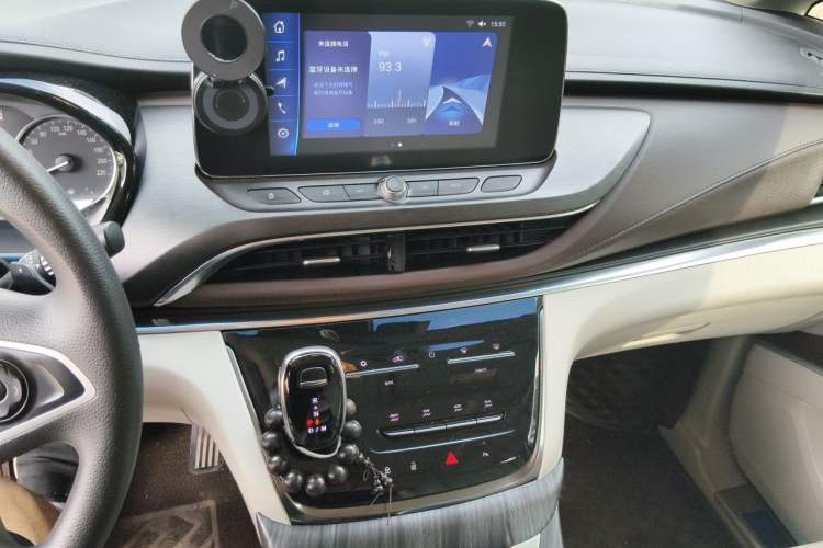 Used Buick GL8 2021 Land Cruiser Executive Class 652T Comfort Model Audio And AC Panel