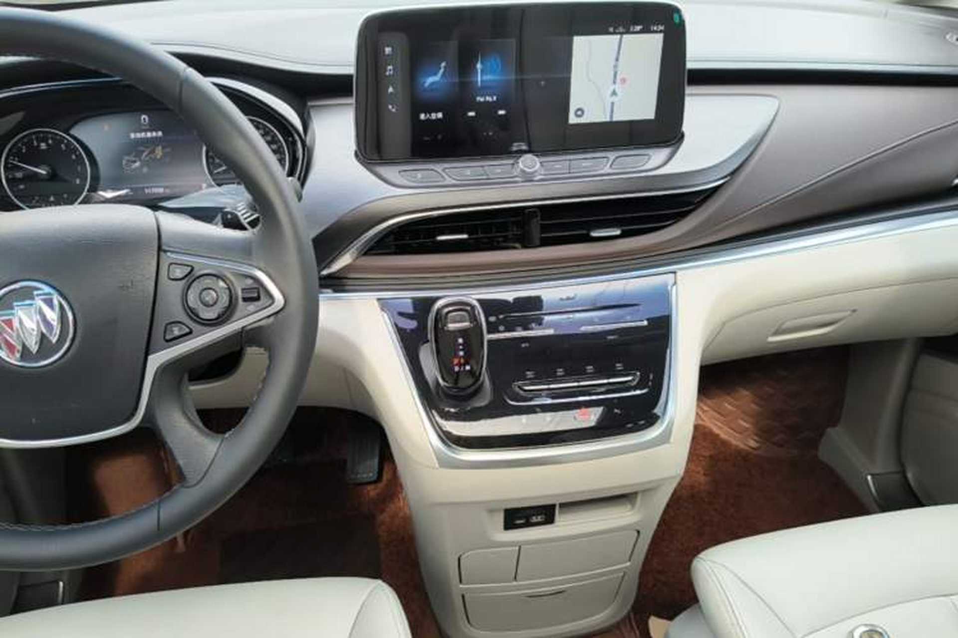 Used Buick GL8 2021 Land Cruiser Executive Class 652T Luxury Model Audio And AC Panel