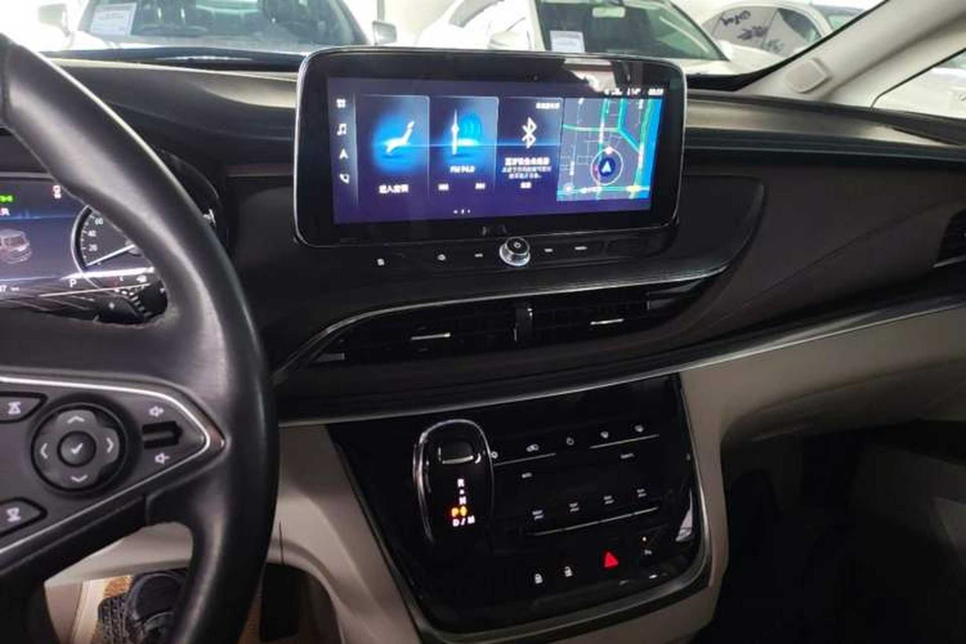 Used Buick GL8 2021 Land Cruiser Executive Class 652T Luxury Model Audio And AC Panel