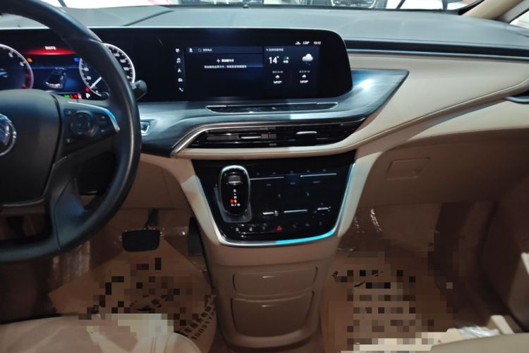 Used Buick GL8 2021 ES Land Cruiser 653T Luxury Edition Audio And AC Panel